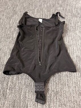 Black Shapewear, possibly small or medium, labelled as XXL